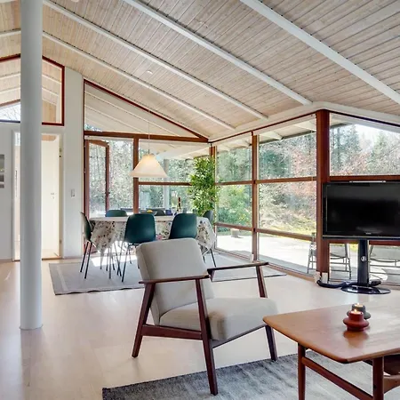 Angja - 800m From The Sea By Interhome Feriehus