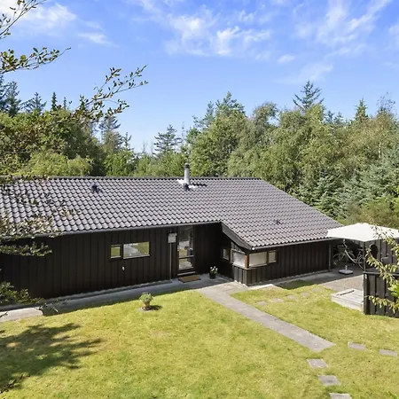 Angja - 800m From The Sea By Interhome Feriehus