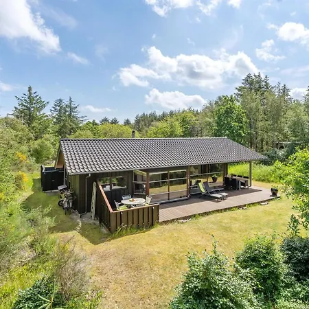 Angja - 800m From The Sea By Interhome Feriehus